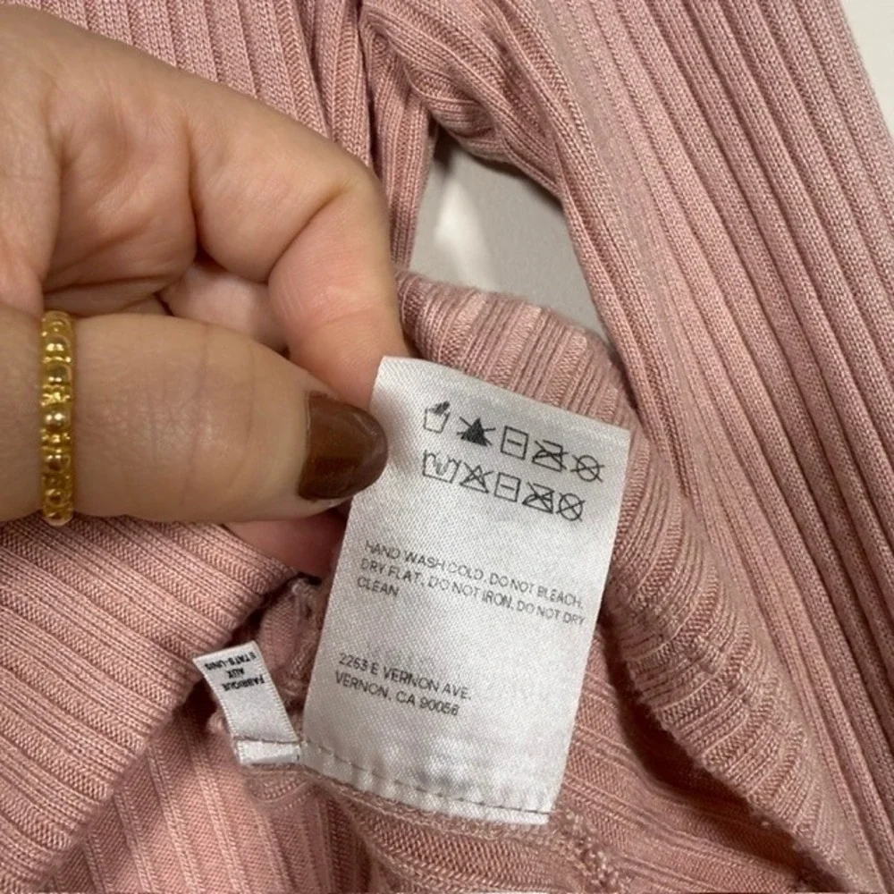 Reformation Jackie Blush Dusty Rose Ribbed Cropped Long Sleeve Top | Size S